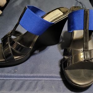 Charles by Charlie's David Sandals